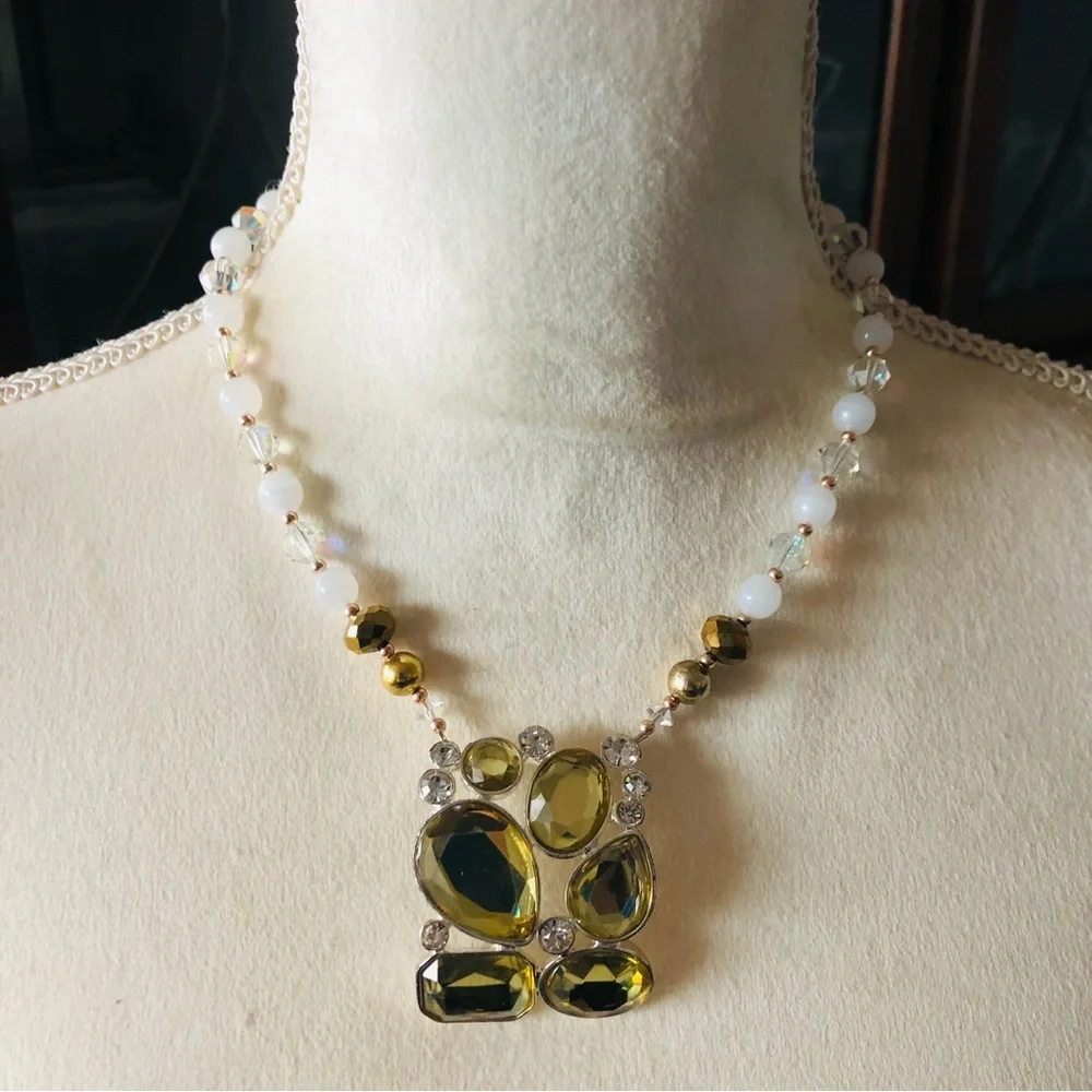 Handcrafted large saffron stone pendant crystal quartz stone necklace
